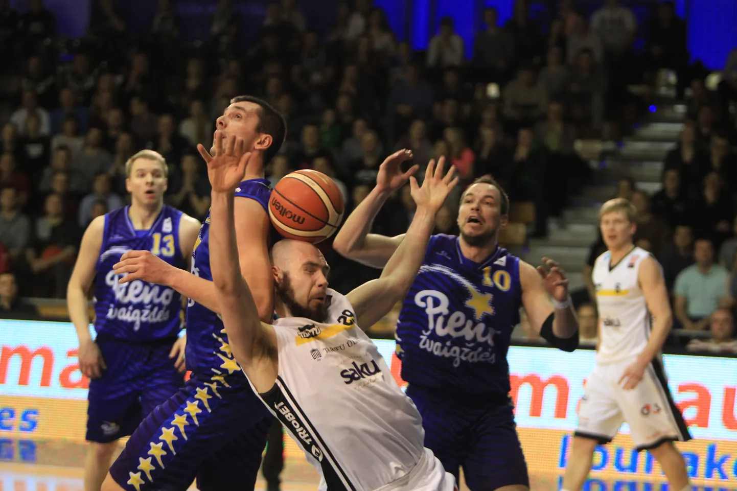 Pieno žvaigždes mängimas poolfinaalis Tartu Ülikooli vastu.