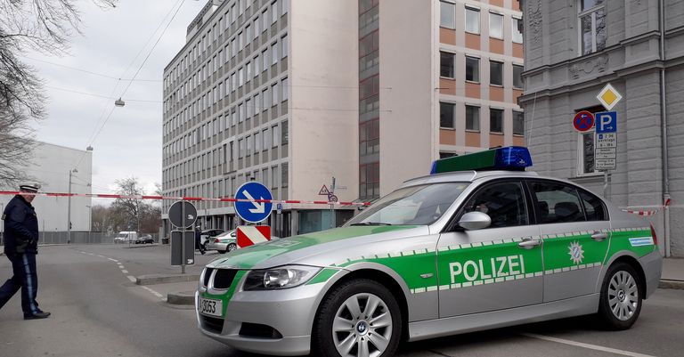 Politsei on piiranud liikumist Augsburgi raekoja ümbruses.