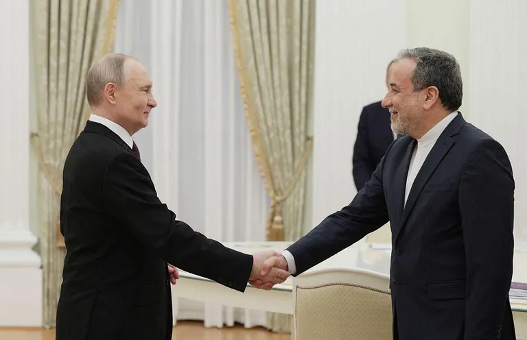 Путин и Аракчи.
