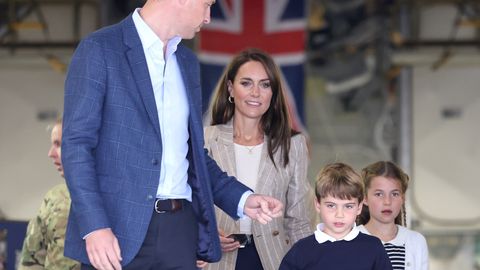 FOTOD ⟩ Perekondlik suvepäev: Kate ja William võtsid lapsed kaasa ja külastasid põnevat näitust