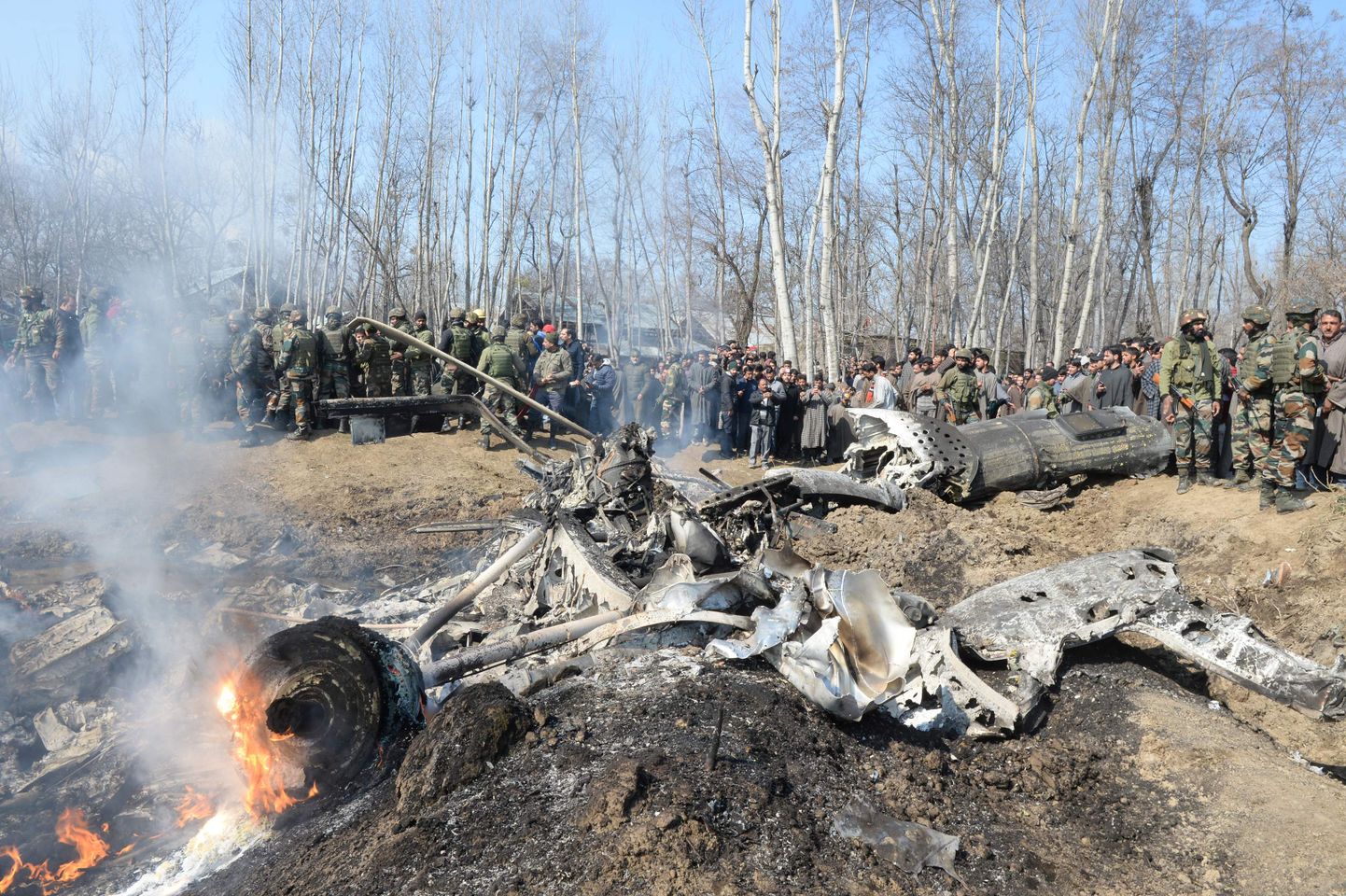Сбитый самолет индийских ВВС.