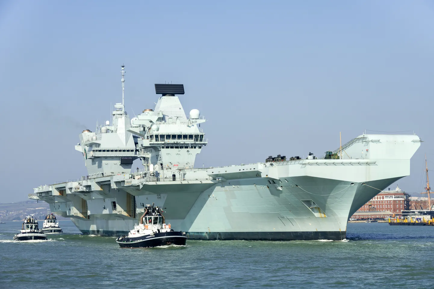 Британский авианосец Queen Elizabeth. Фото иллюстративное.
