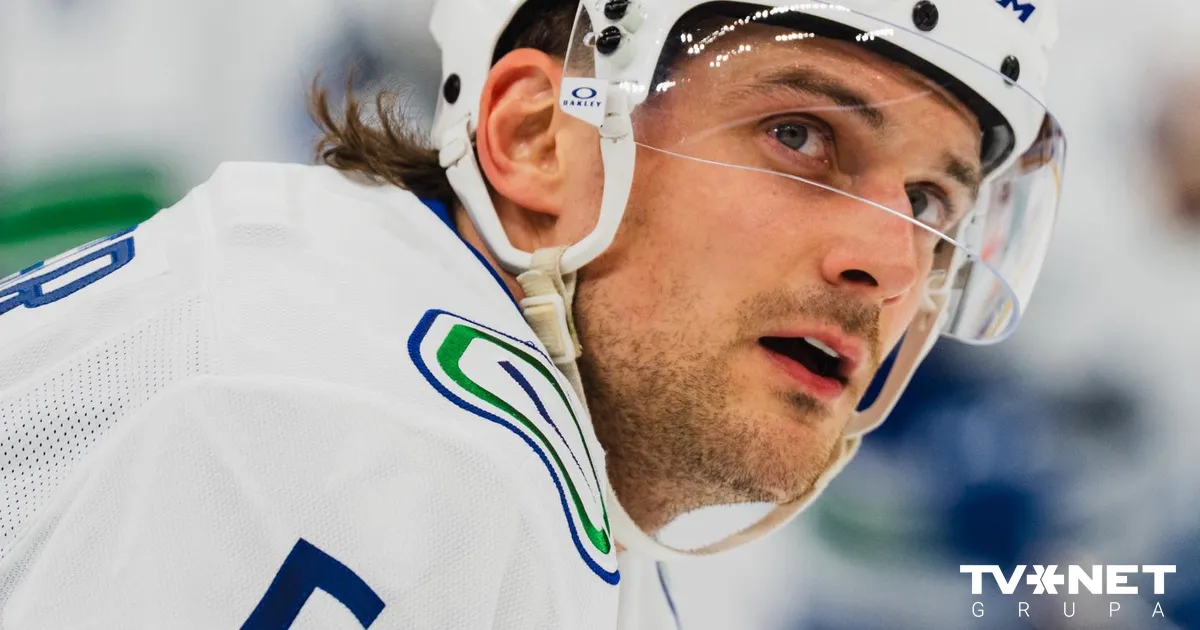 Canucks Blüger Return Date: Coach Update