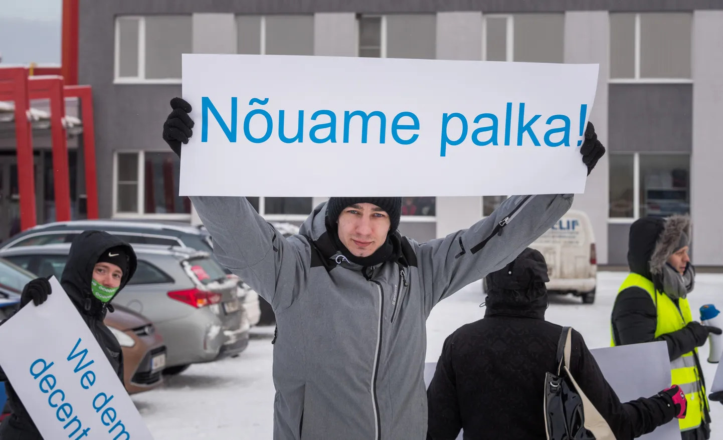 Pikett Rakvere lihakombinaadi töötajate palganõude toetuseks.