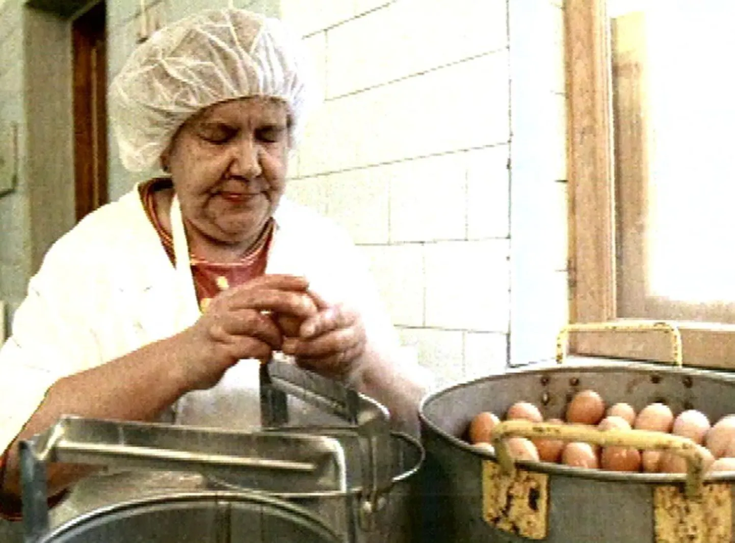 "Muna-daam" on üksiku naise portree.