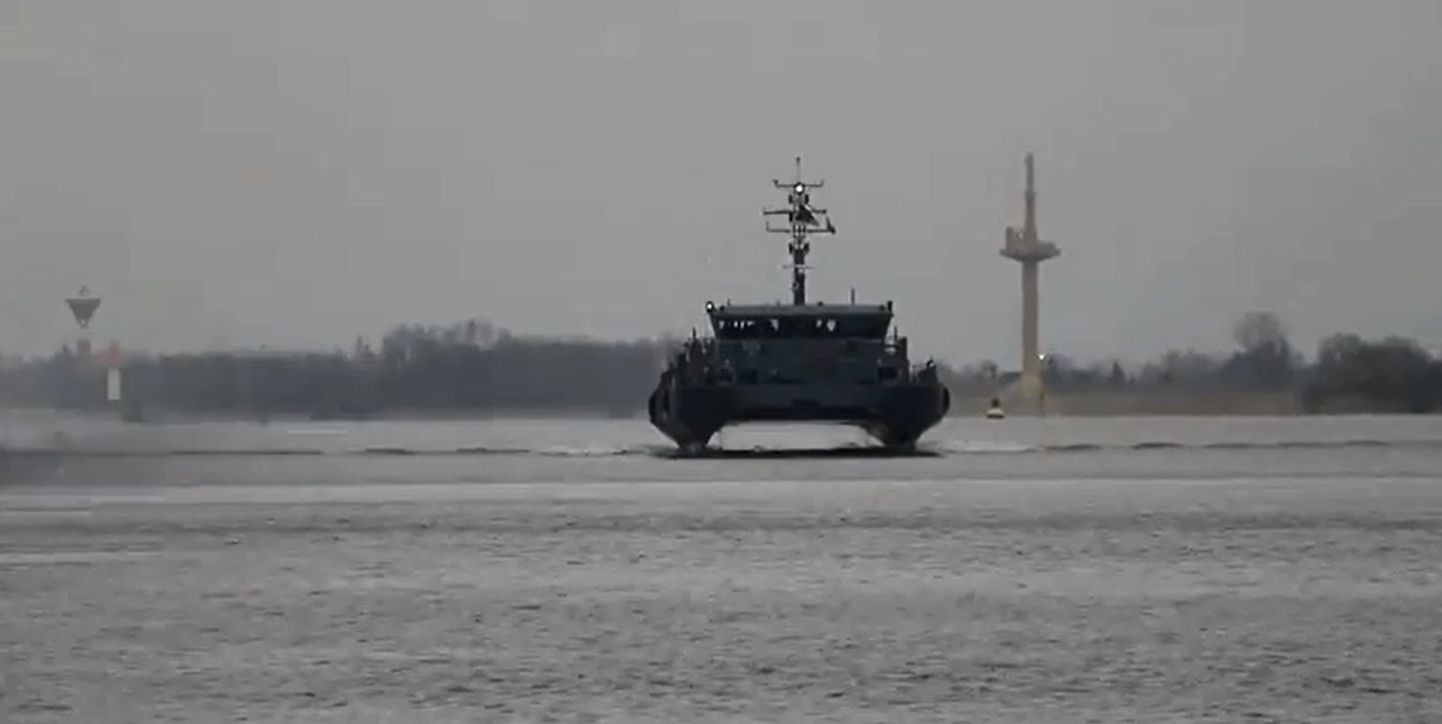 Läti mereväe Skrunda-tüüpi patrull-laev.