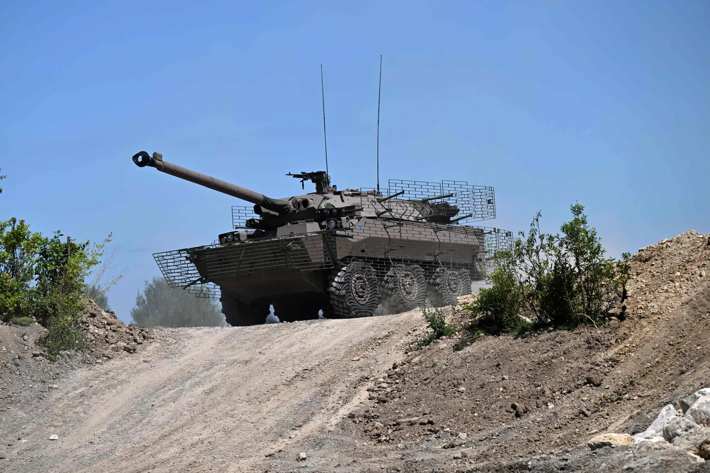 Танк AMX-10 RC.
