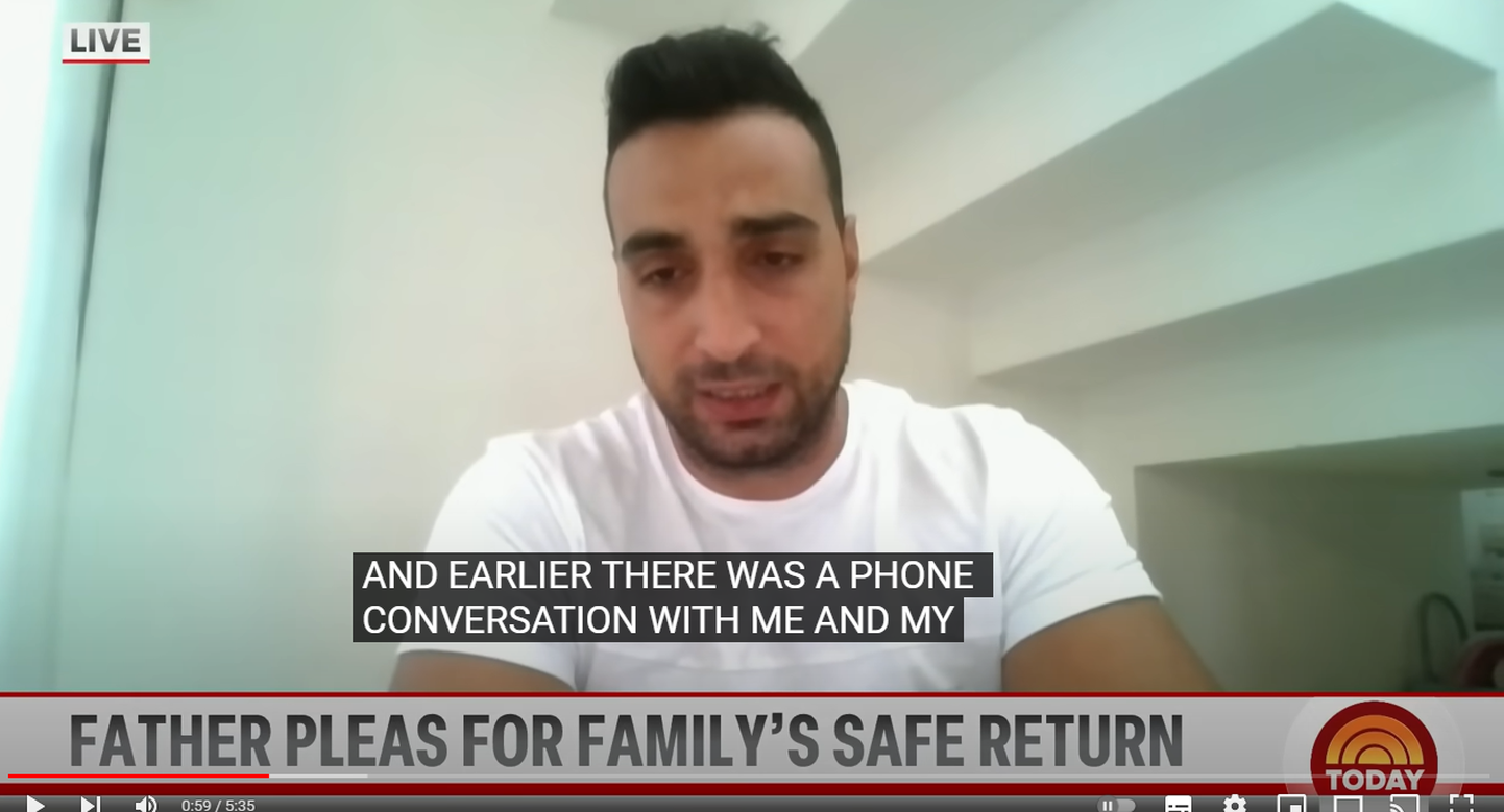 Скриншот из видео. Йони Ашер просит ХАМАС вернуть его семью, а вместо них забрать его.