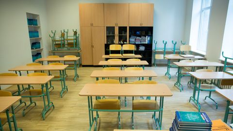 Bulgaarias jäävad koolid septembrini suletuks