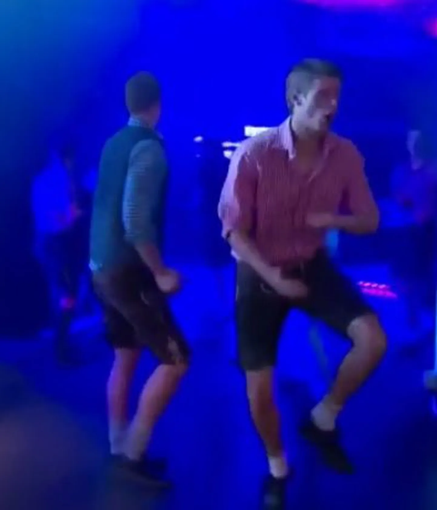 Thomas Müller ja Manuel Neuer tantsuplatsil.