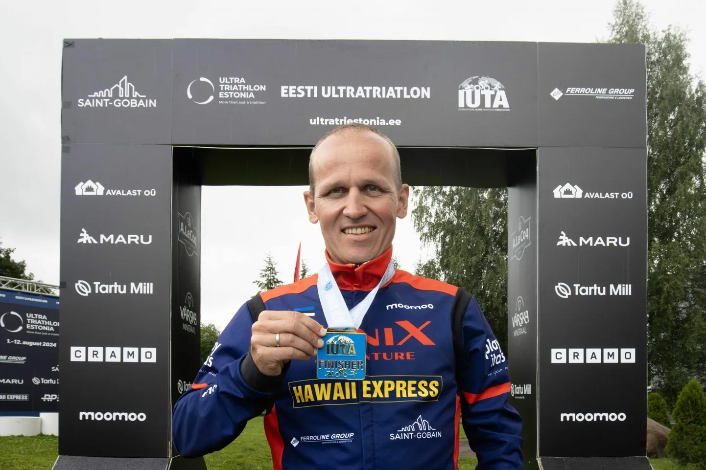 Rait Ratasepp läbis 10-päevase ultratriatloni 99 tunni, 49 minuti ja 46 sekundiga, püstitades uue maailmarekordi.