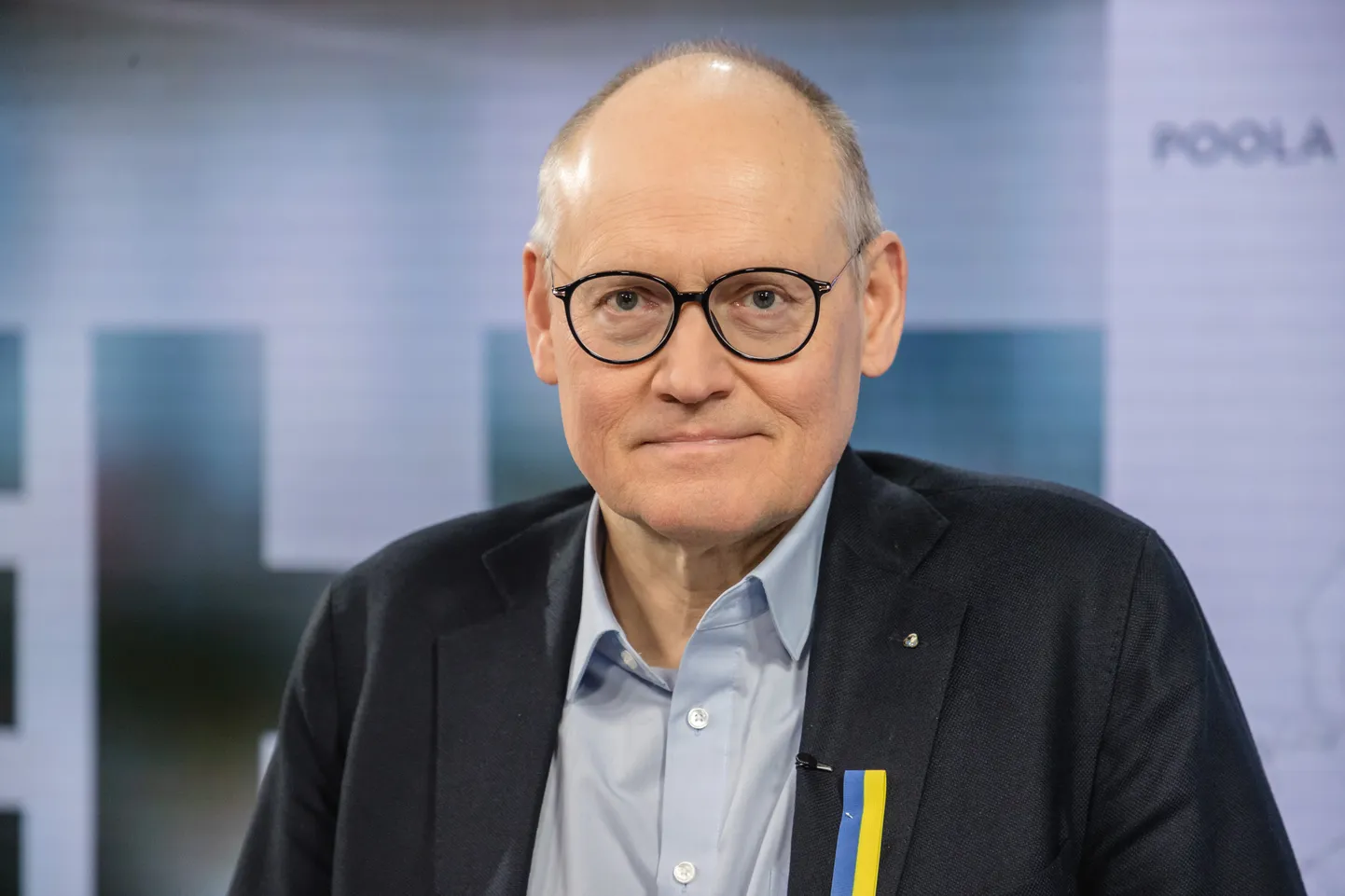RAIVO VARE, vaatleja