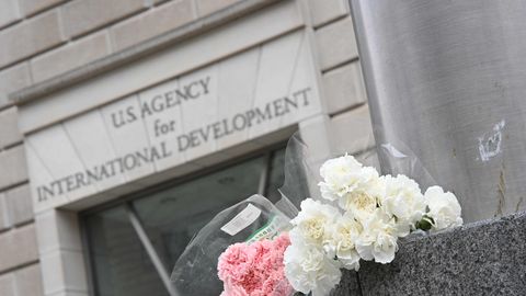 Trumpova evropska turneja: Srečanja z voditelji EU in Velike Britanije ter kritike na račun Evrope