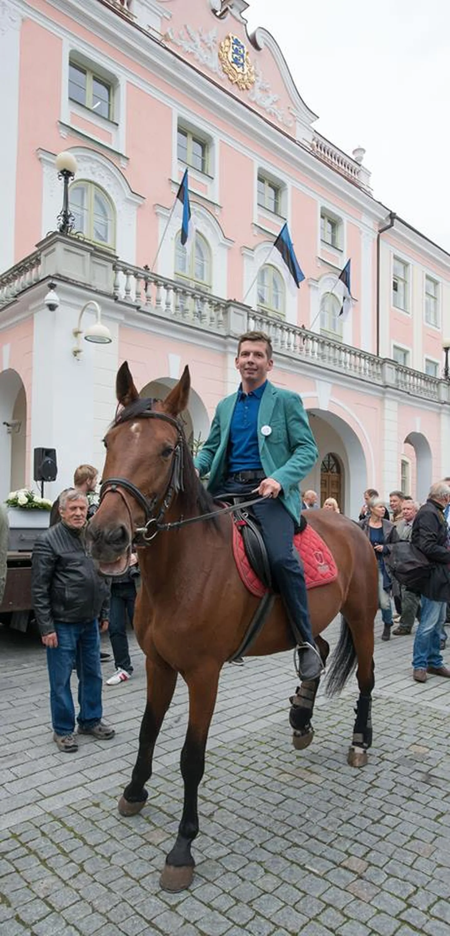 Kui mõned aastad tagasi avaldas Martin Repisnki meelt põllumeeste eest, siis reedel toimub meeleavaldus tema vastu.