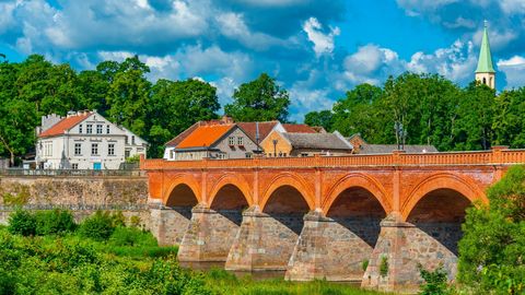 Bijušais mērs nopeļ lēmumu Kuldīgā ieviest tūrisma nodevu