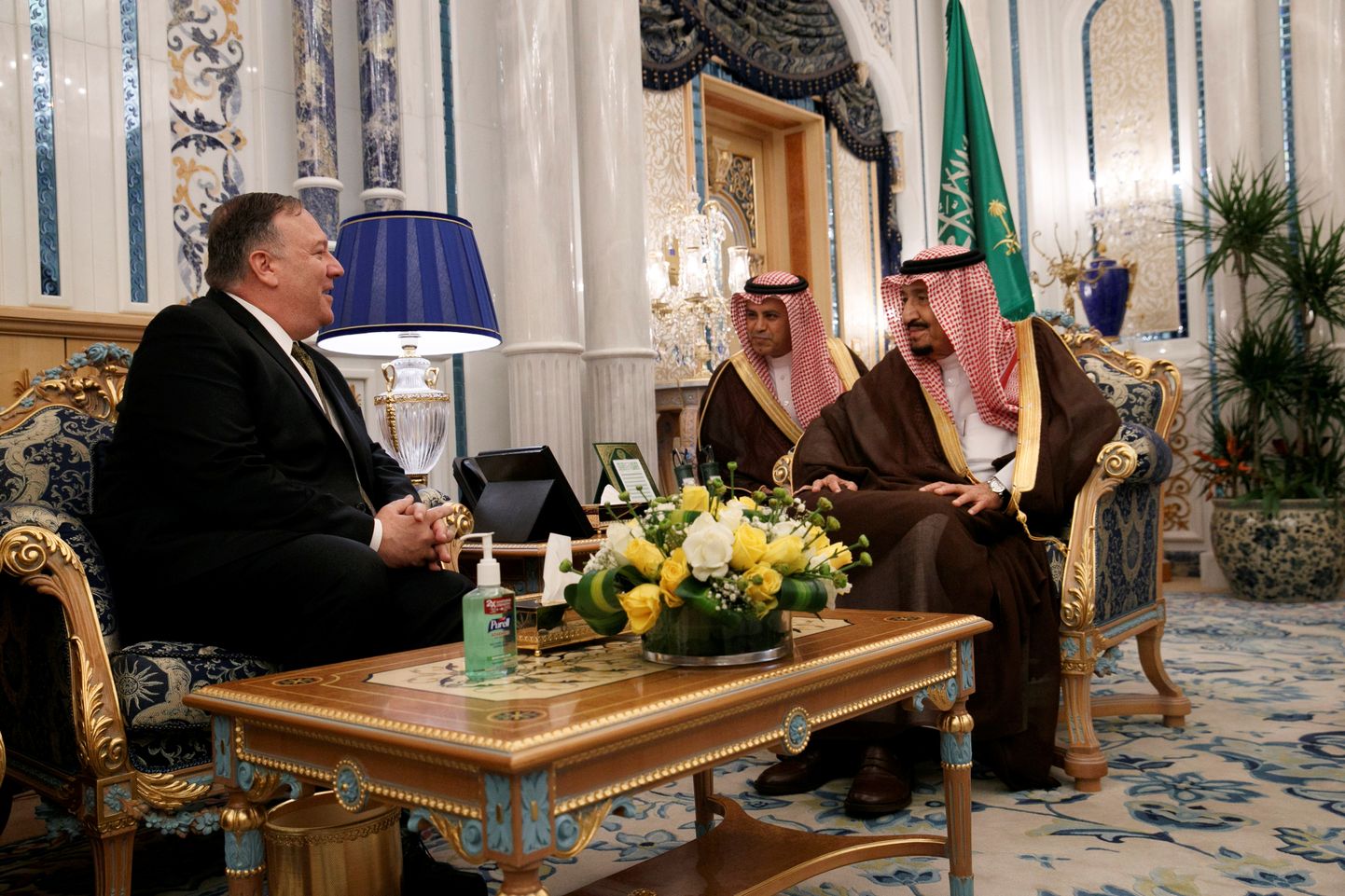 USA välisminister Mike Pompeo ja Saudi Araabia kuningas Salman Jiddah's kõnelusi pidamas.