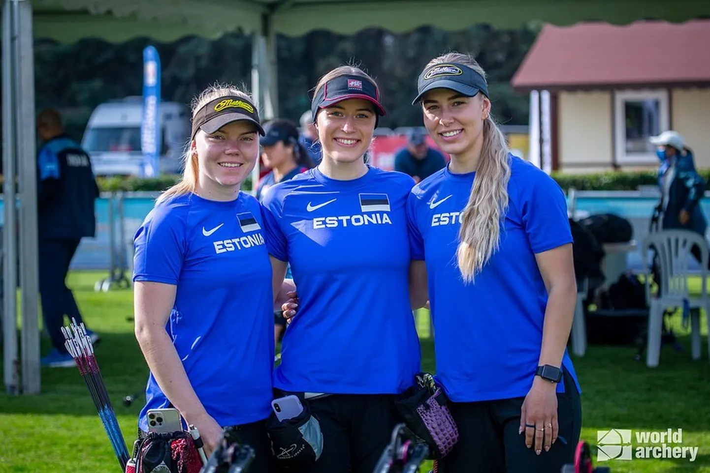 Eesti plokkvibu naiskond. Paremalt alates Maris Tetsmann, Meeri-Marita Paas, Lisell Jäätma.