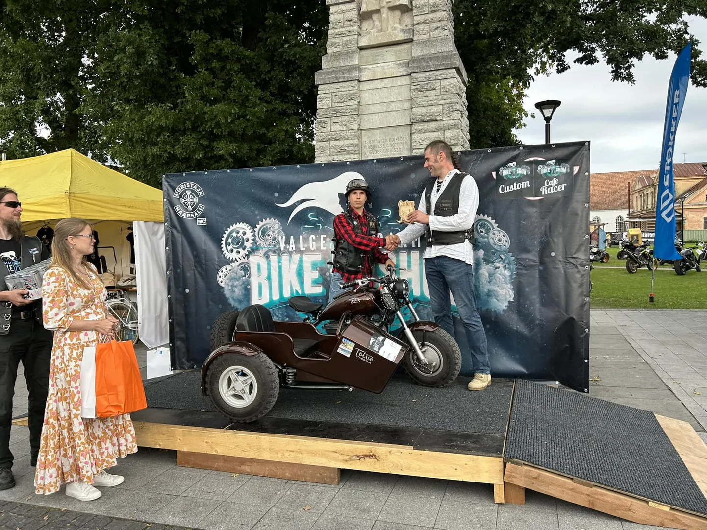 Kaspar Ehasalu pälvis Valge Daami Bike Showl oma kolmerattalisega publiku lemmiku ja isenokitsetud tsiklite parima preemia.