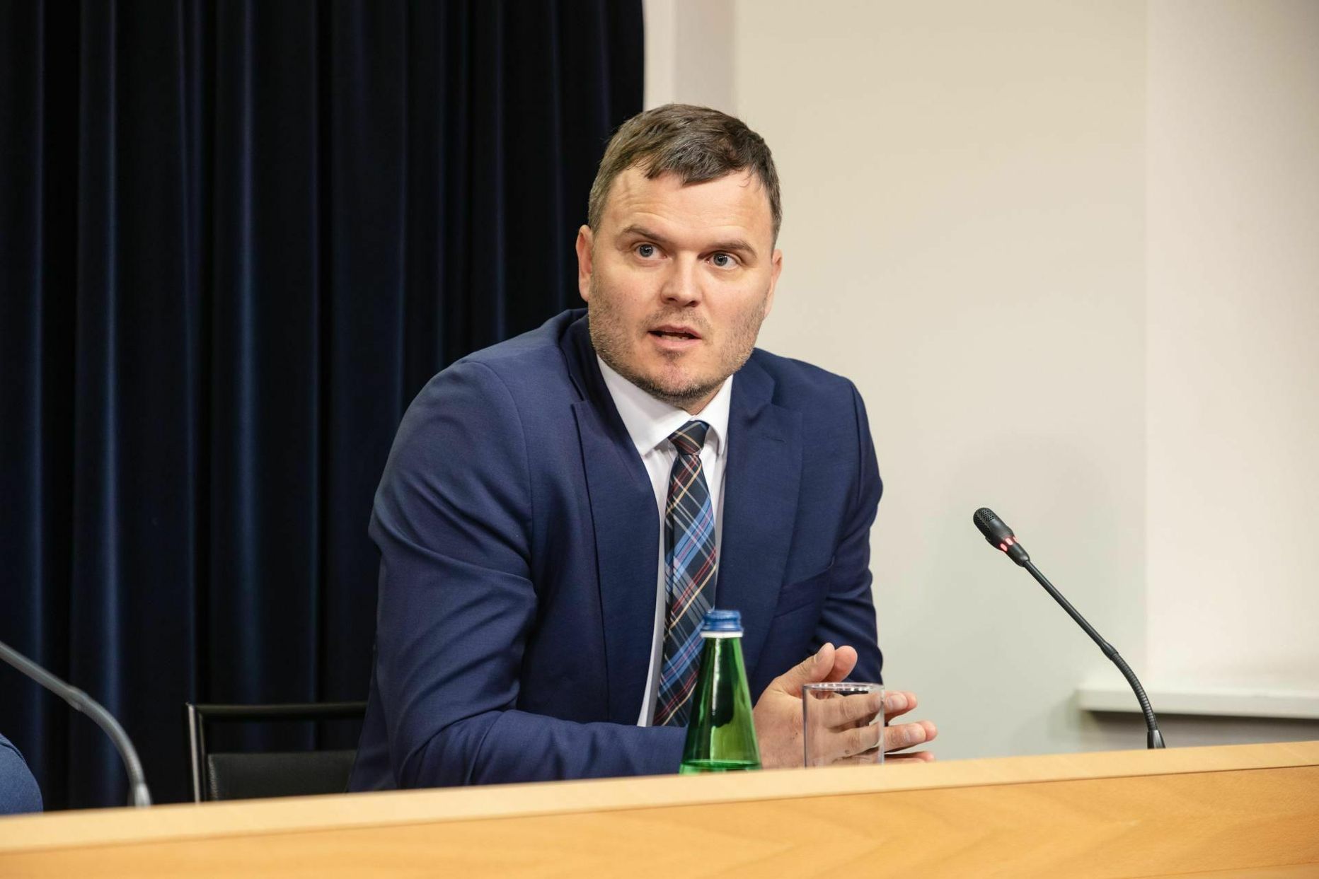 Madis Kallas ütles, et toetus aitab märgatavalt kiirendada tuuleparkide rajamist. 