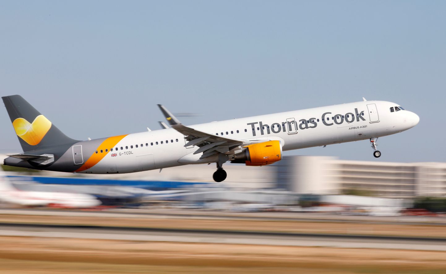 Thomas Cook Airbus A321-200.