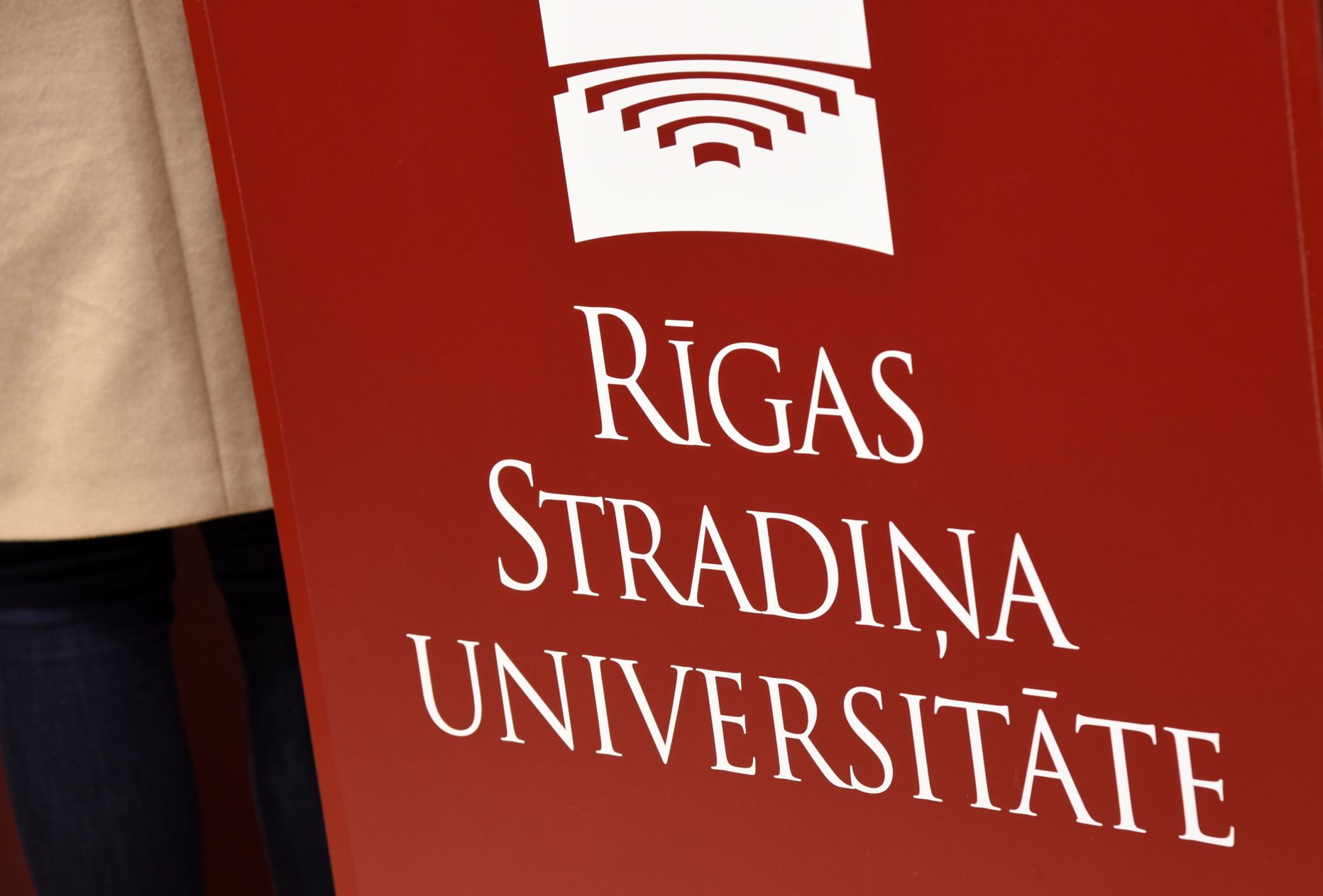 Rīgas Stradiņa universitātes logo.