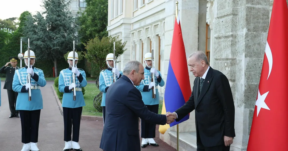 KARMO TÜÜR ⟩ Armeenia unistus