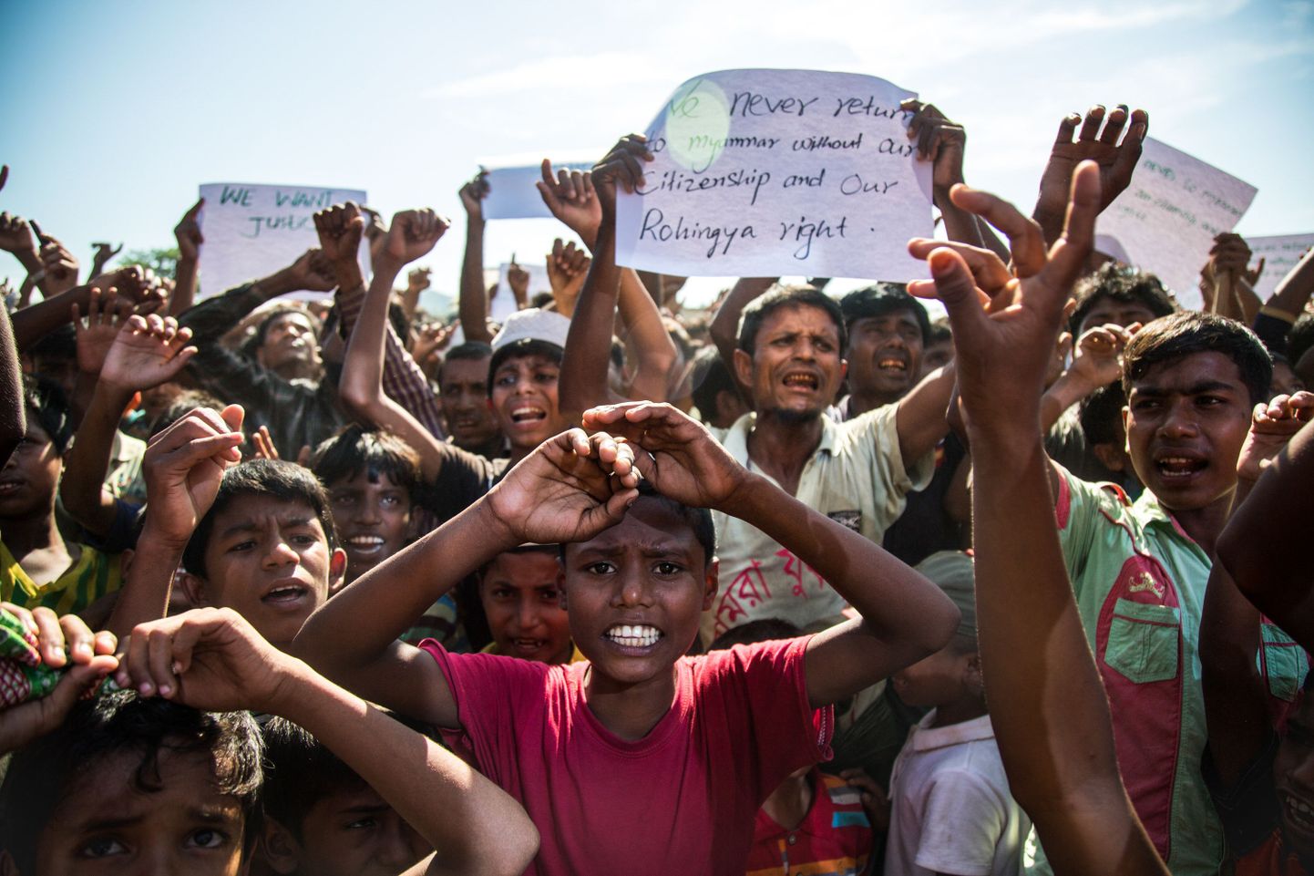 Rohingja põgenikud protesteerimas mullu novembris Cox's Bazaris Bangladeshi operatsiooni vastu nende Myanmari tagasi saatmisks.