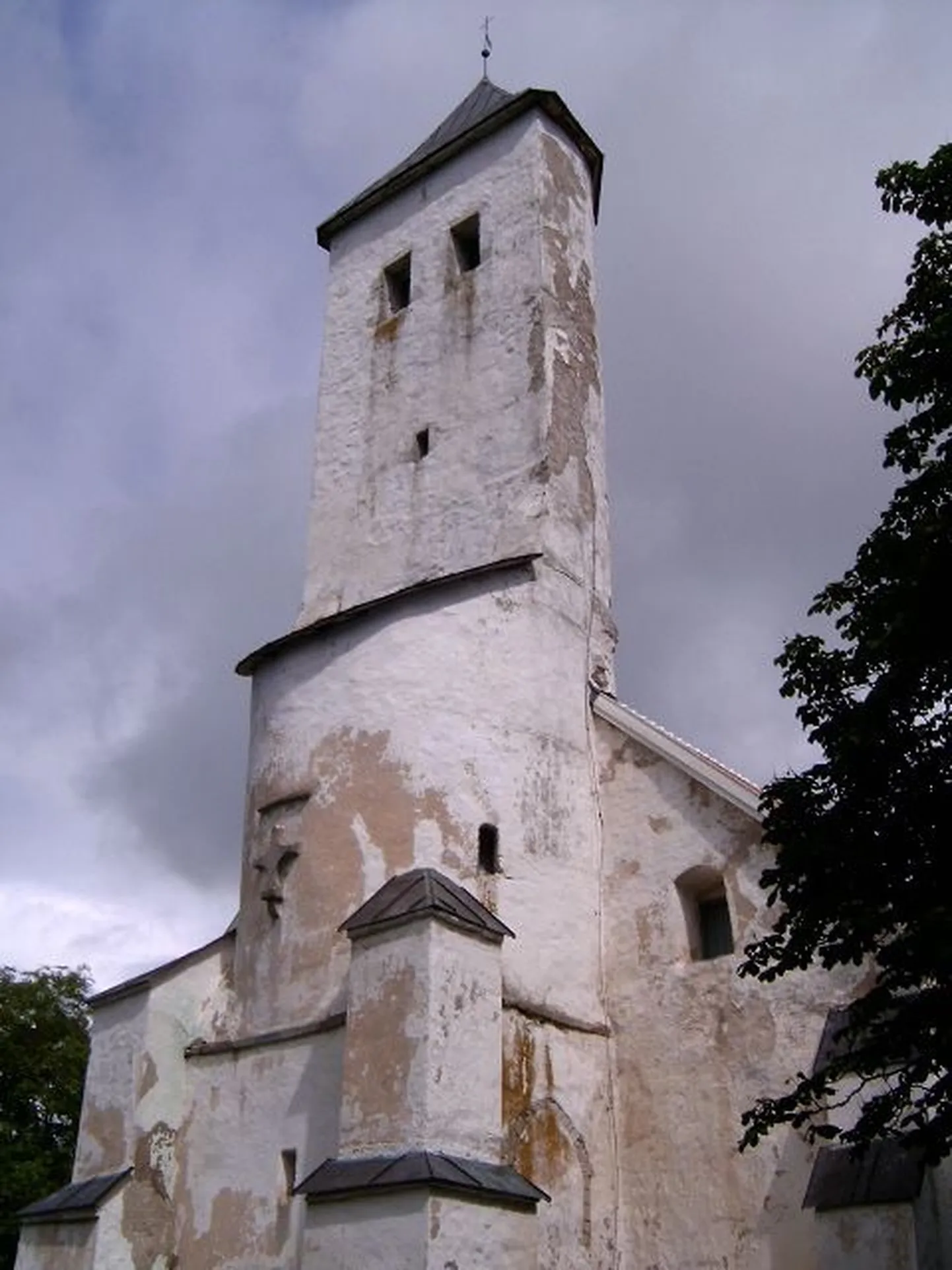 Risti kirik.