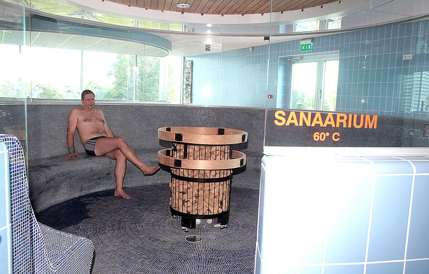 Eile keskpäeval Aura veekeskuse terviseklubi uues sanaariumis lõõgastunud veekeskuse arhitekt Urmas Luure lausus uudse võimaluse kohta vaid kiidusõnu.