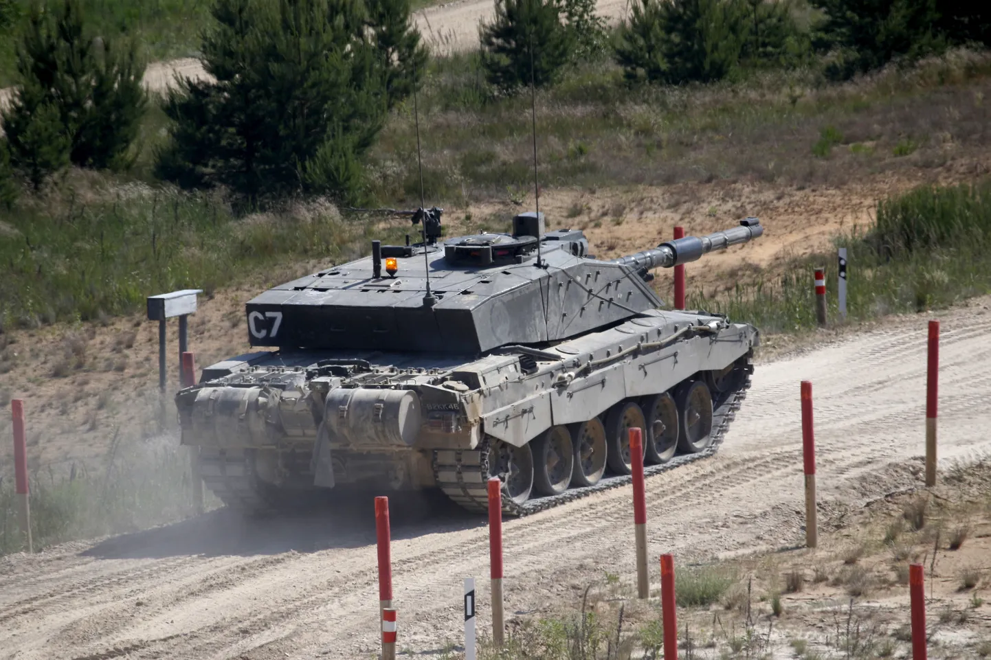Challenger 2