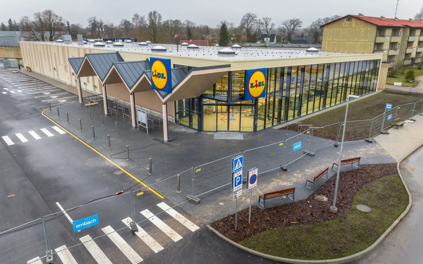 Lidl Võru kaupluse avamispäeval 27. veebruaril ootavad külastajaid ainult Võru kaupluse jaoks mõeldud avamispakkumised, samuti mitmed üllatused ja õnneloos.