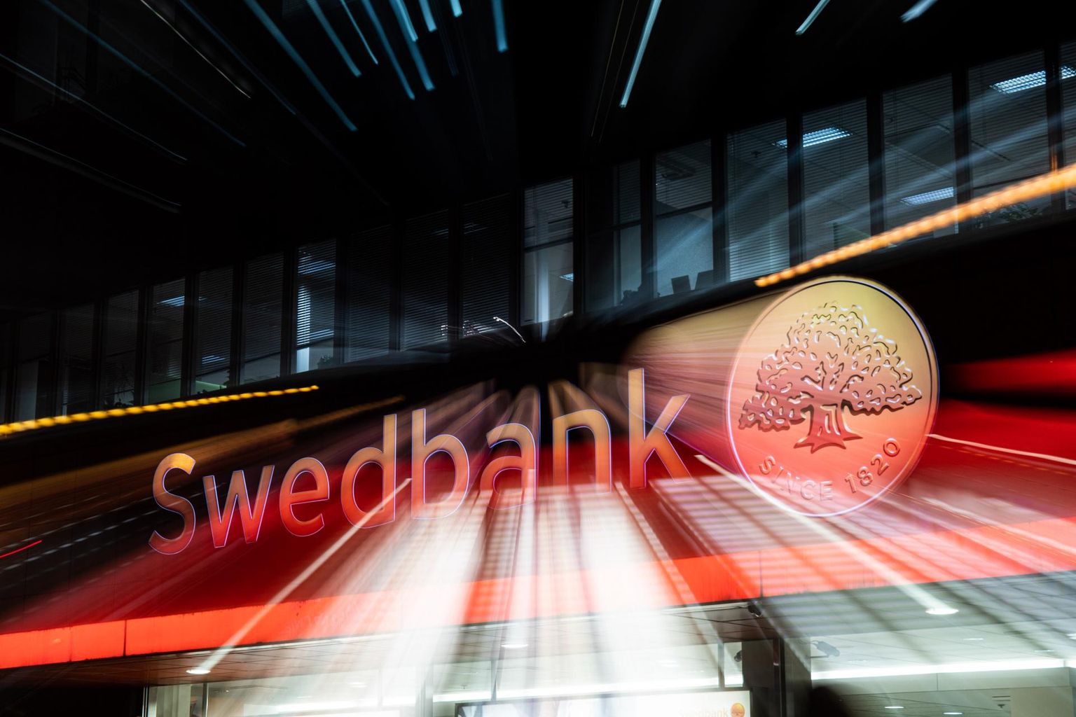 Логотип Swedbank.