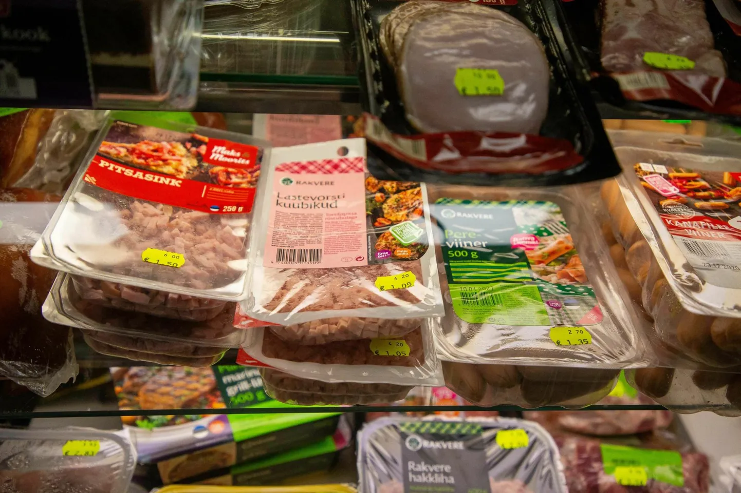 Võrreldes 2019. aasta lõpuga ostetakse praegu toitu kuus protsenti vähem.