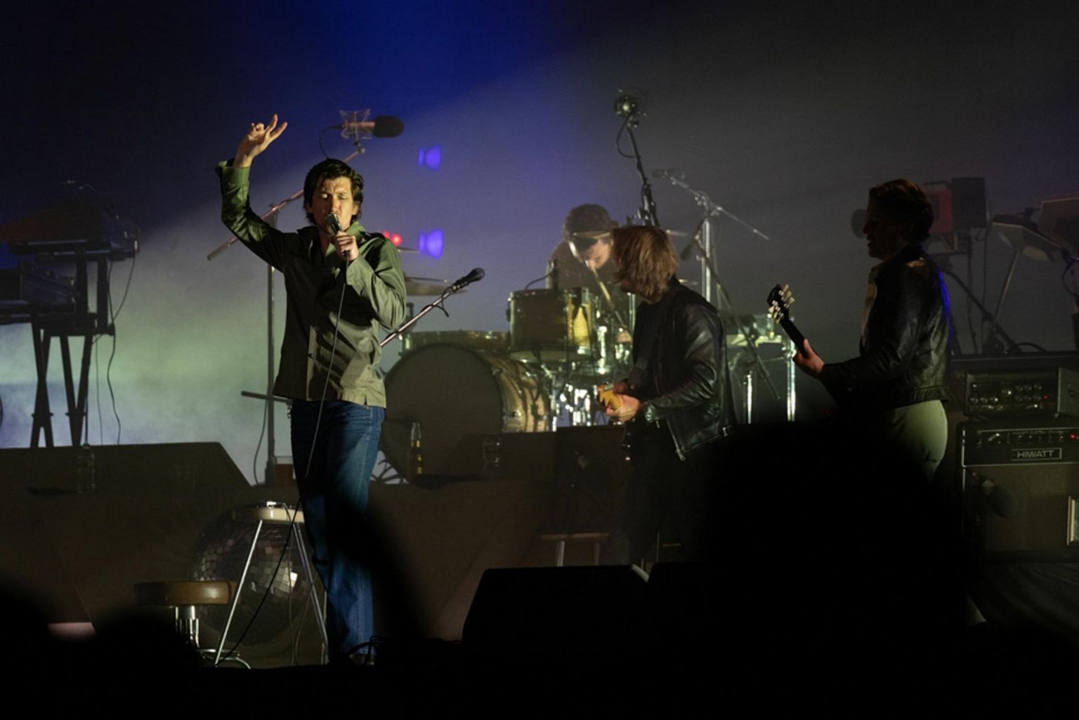 Arctic Monkeys andis välja ühe oma karjääri parima albumi.