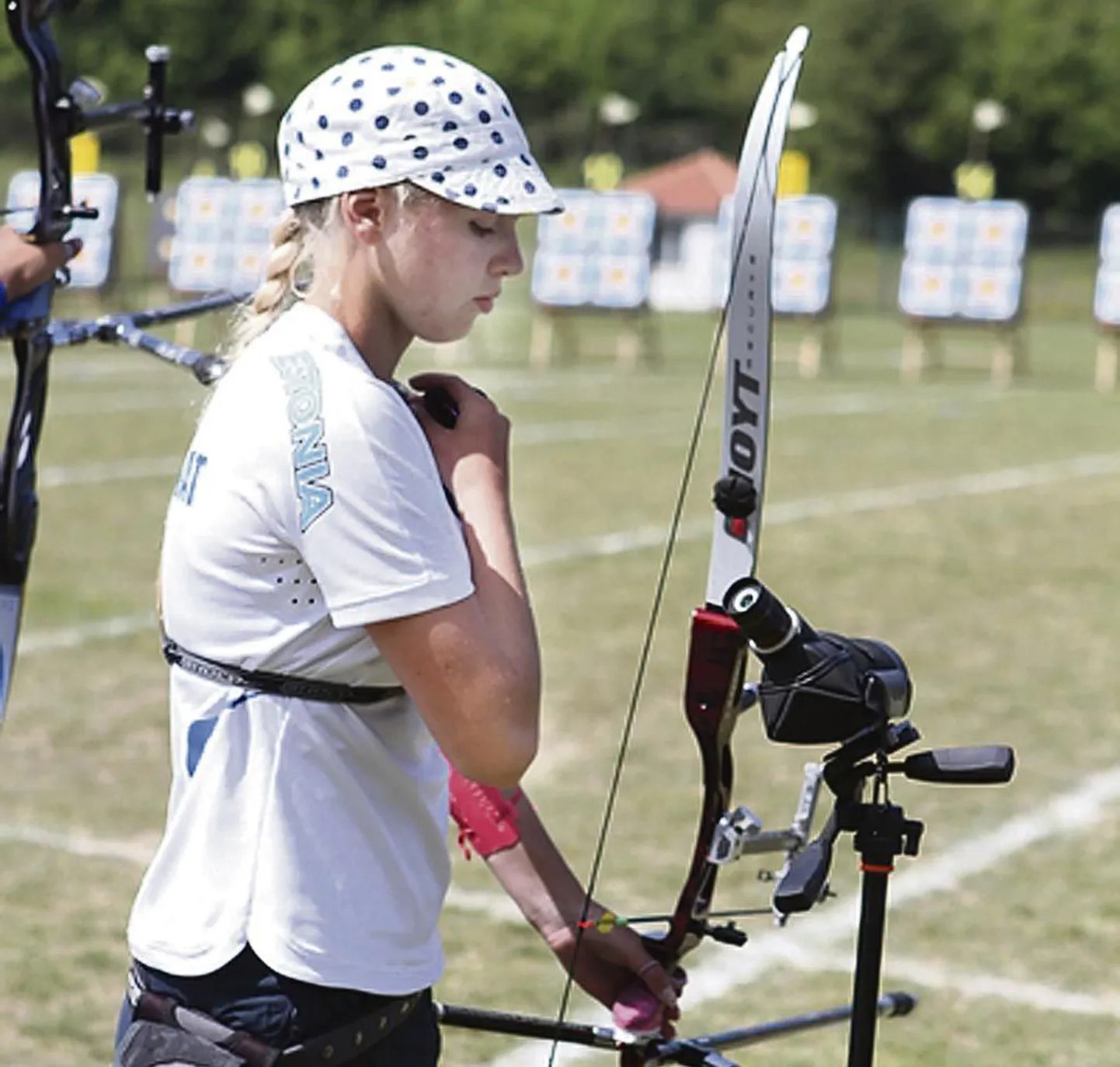 17aastane pärnulanna Reena Pärnat parandas 50 meetri distantsil Eesti rekordit kuue silmaga.