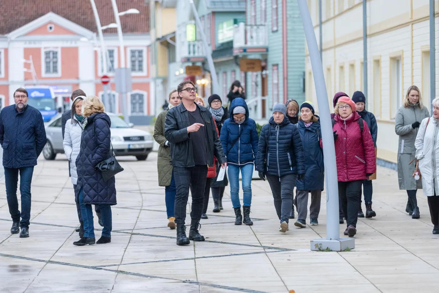 Nipernaadiretke Rakvere kirjandus- ja kultuurilugudesse juhatas Urmas Lennuk.