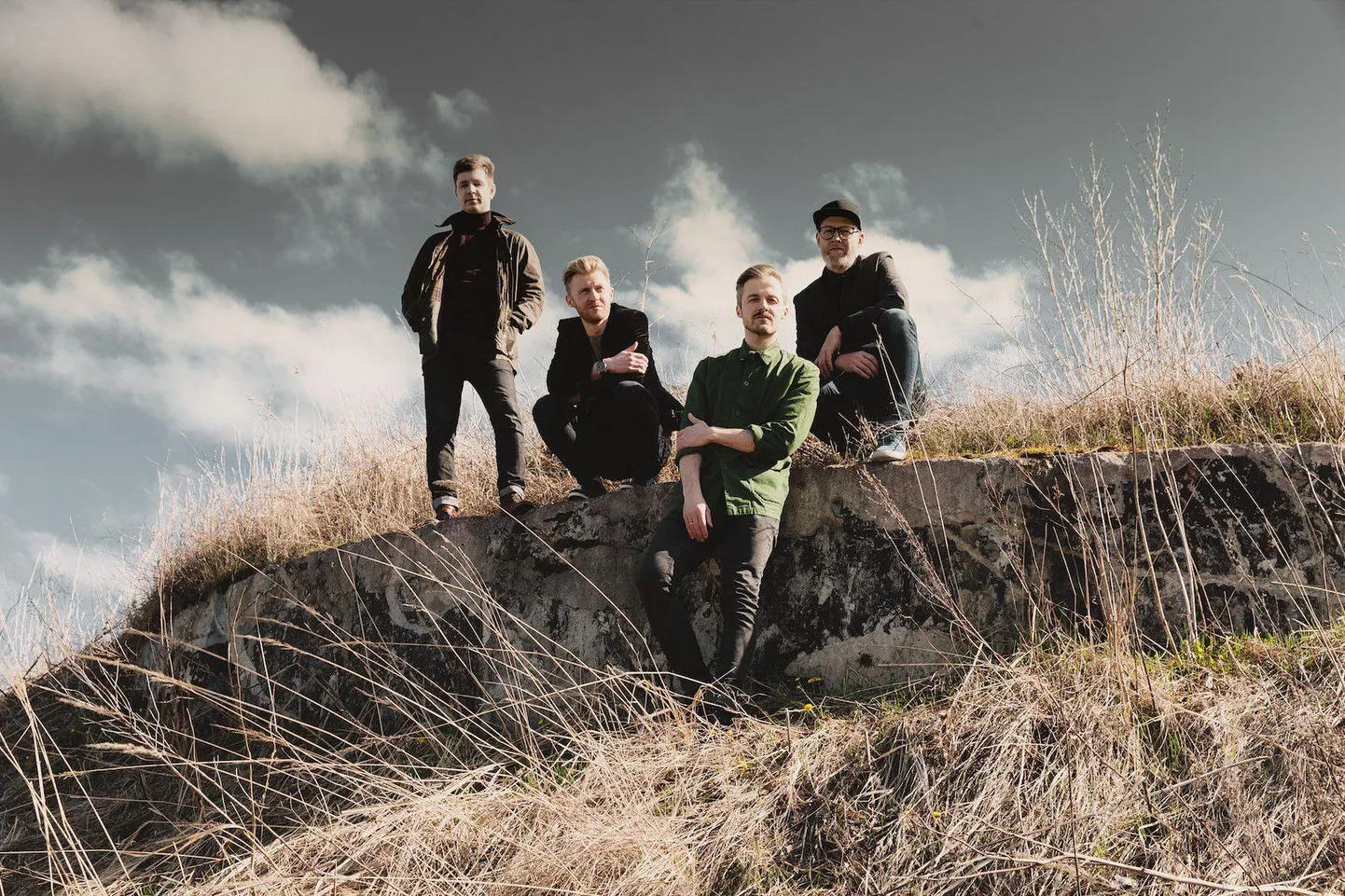 Draakonid ehk trummar Kristjan Kallas (vasakult), laulja Ewert Sundja, kitarrist Erki Pärnoja ja bassist Ivo Etti.