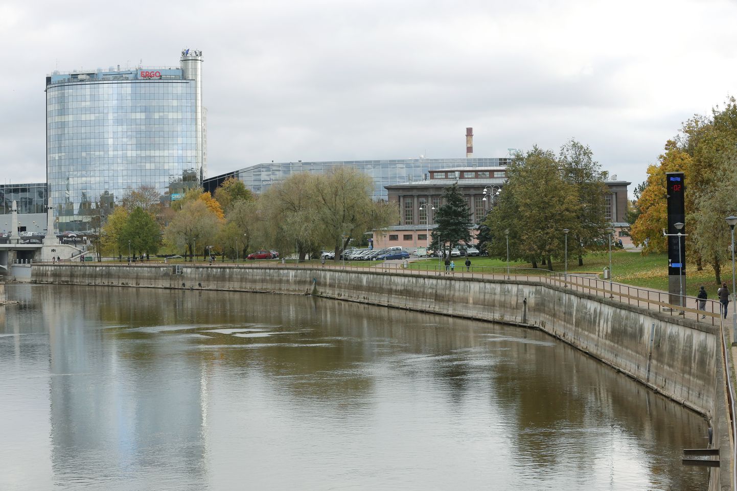 Река Эмайыги в Тарту.