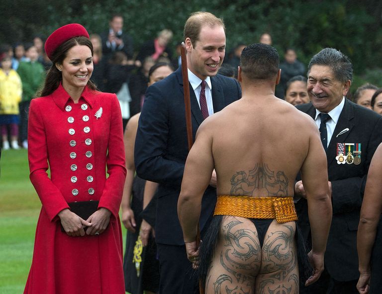 Prints William ja hertsoginna Kate kohtumas maoori sõdalastega aprillis 2014