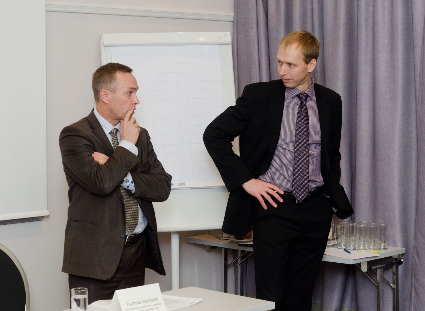 Vasakult Skanska OY peadirektori asetäitja ja Skanska AS nõukogu liige Tuomas Särkilahti ja Skanska AS juhatuse esimees Andres Aavik.