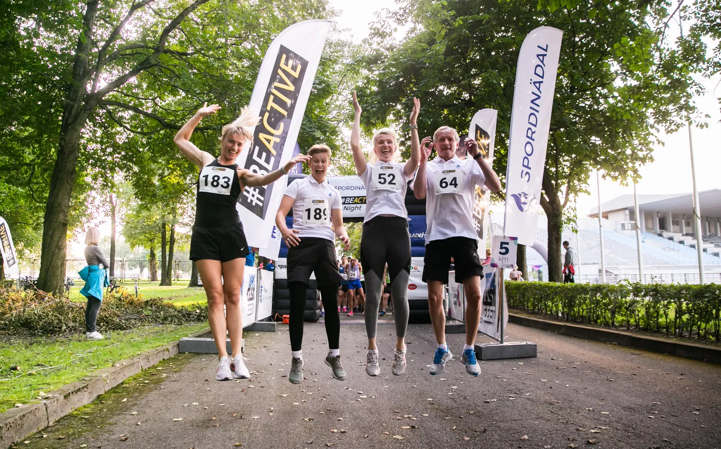Spordinädala patroonid Sandra Raju, Inger, Kristel Kruustük ja Tiit Land.
