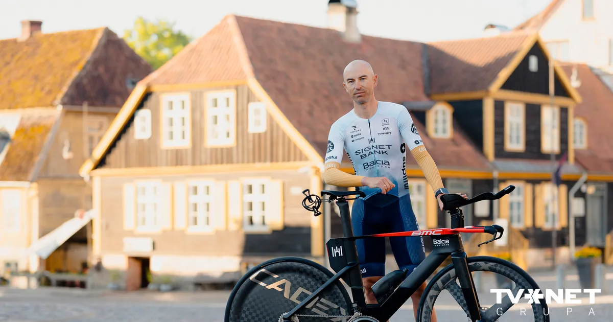 12 stundas uz divriteņa ar vidēji 35 km/h. Arvis Sprude