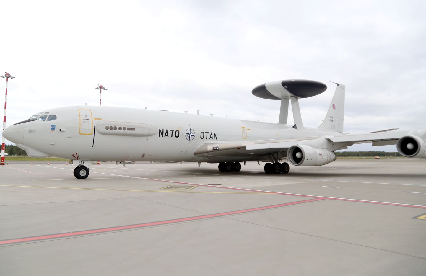 NATO luurelennuk AWACS.