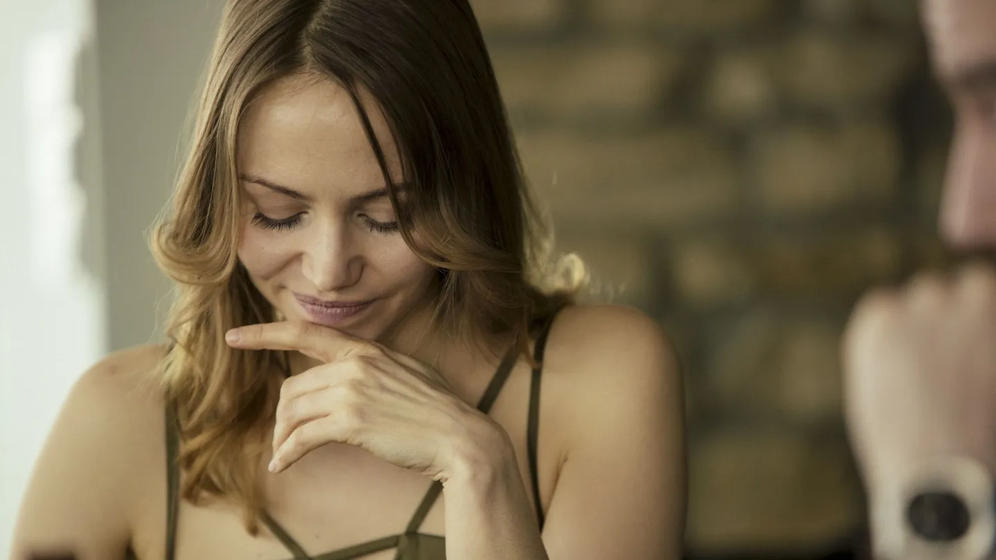 Mirtel Pohla filmis «Teesklejad»