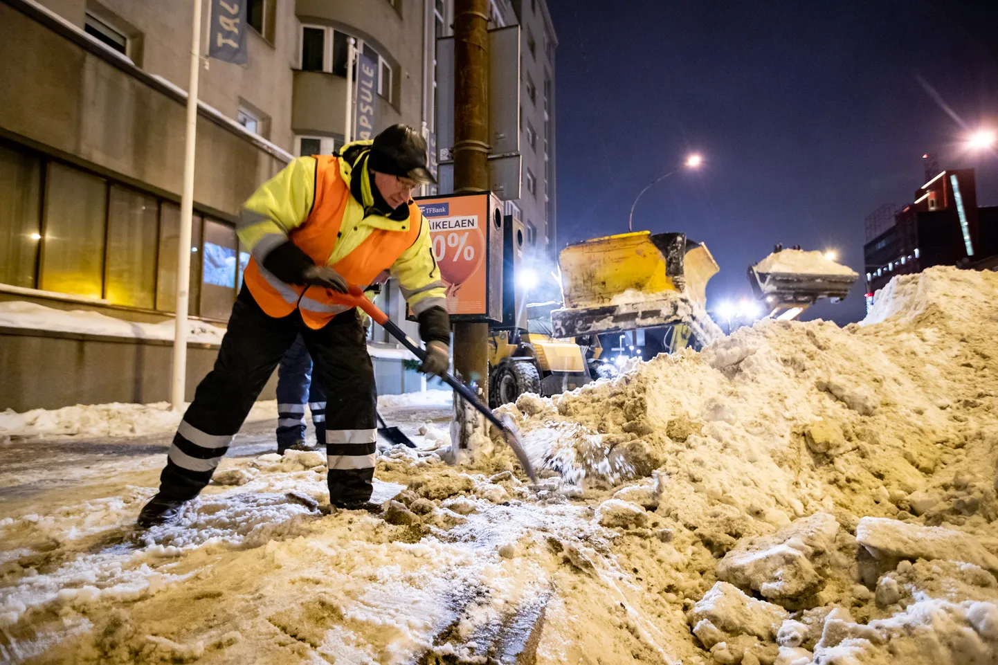 19.01.2021. Tallinn. Öine lumekoristus. FOTO: EERO VABAMÄGI/POSTIMEES