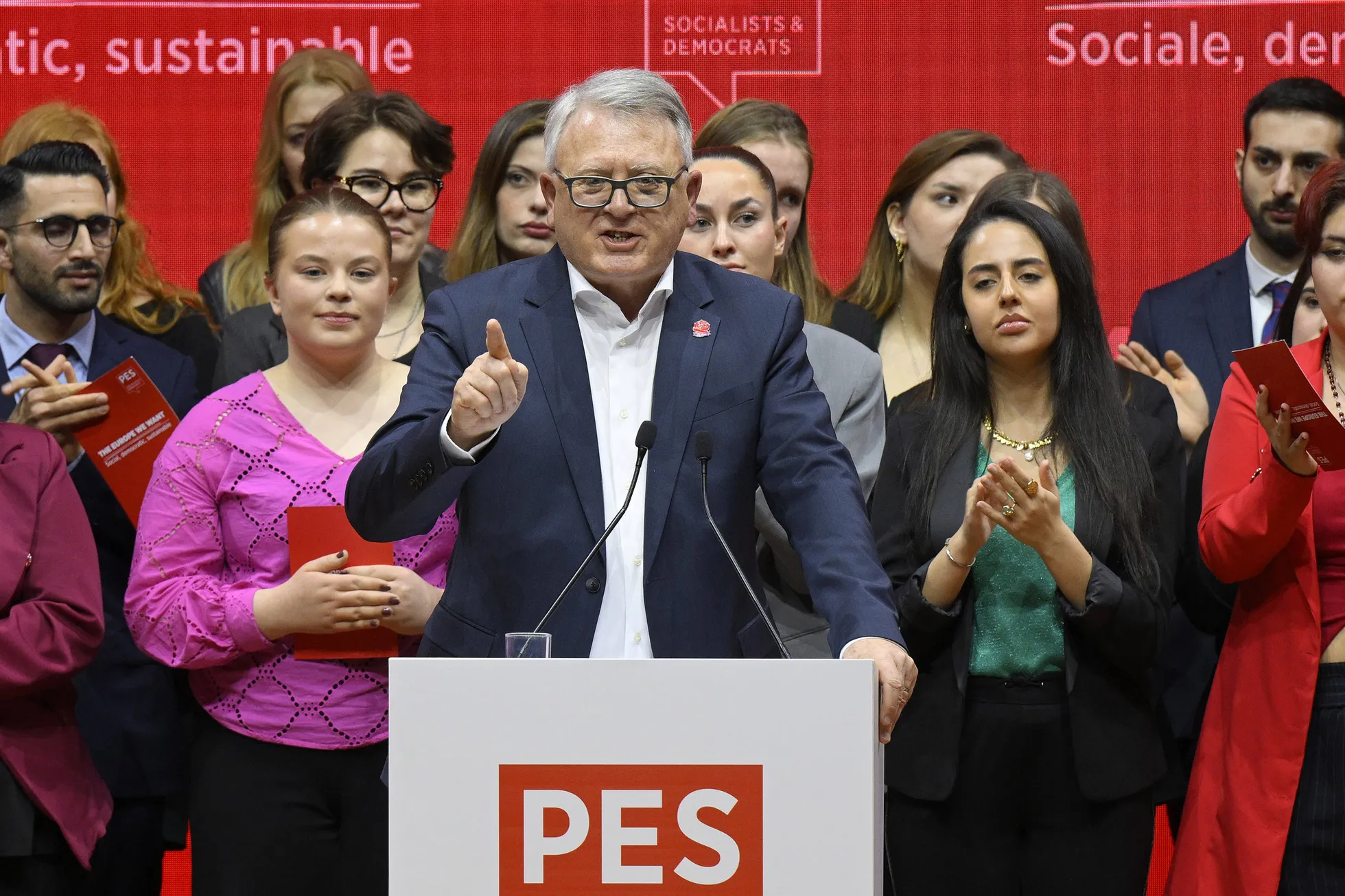 Nicolas Schmit märtsis Roomas Euroopa Sotsialistliku Partei (PES) kongressil, kus ta valiti vasaktsentristide esikandidaadiks Euroopa Parlamendi valimistel.
