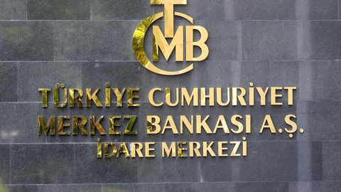 Erdoğan nimetas Türgi keskpanga uue juhi