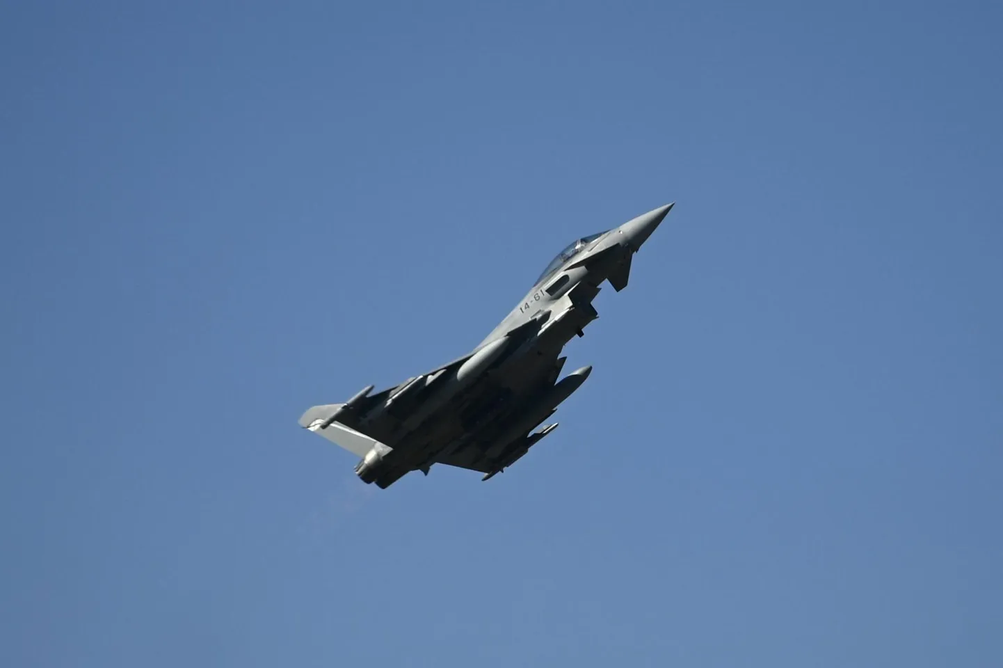 Taevas võivad taas tuhiseda hävituslennukid Eurofighter Typhoon.
