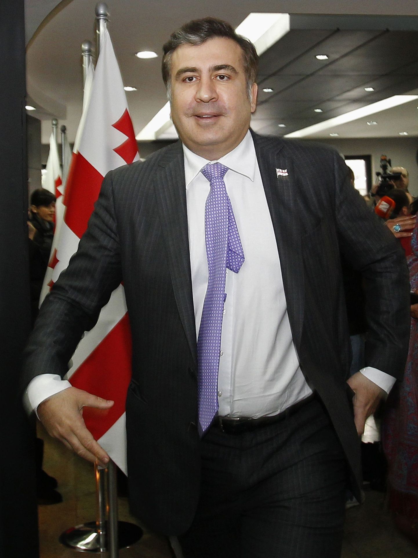 Gruusia president Mihheil Saakašvili kavatseb kohaliku meedia andmetel lähiajal teatada valitsuse laialisaatmisest.
