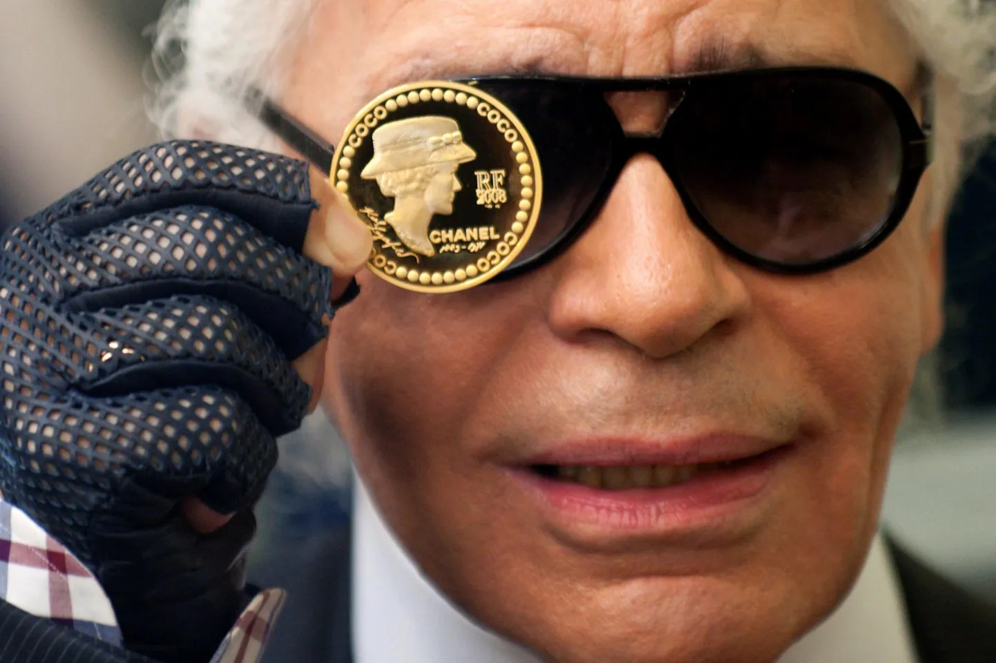 Moelooja Karl Lagerfeld  saadeti viimsele teekonnale